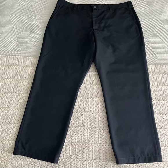 BluffWorks Other - BluffWorks Men's Lightweight Black Travel Pants Original Relaxed Fit 40 x 30